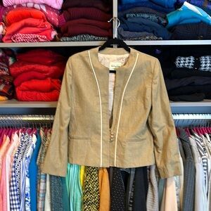 Vintage Mulberry Street camel with white piping 3 button closure blazer size 10